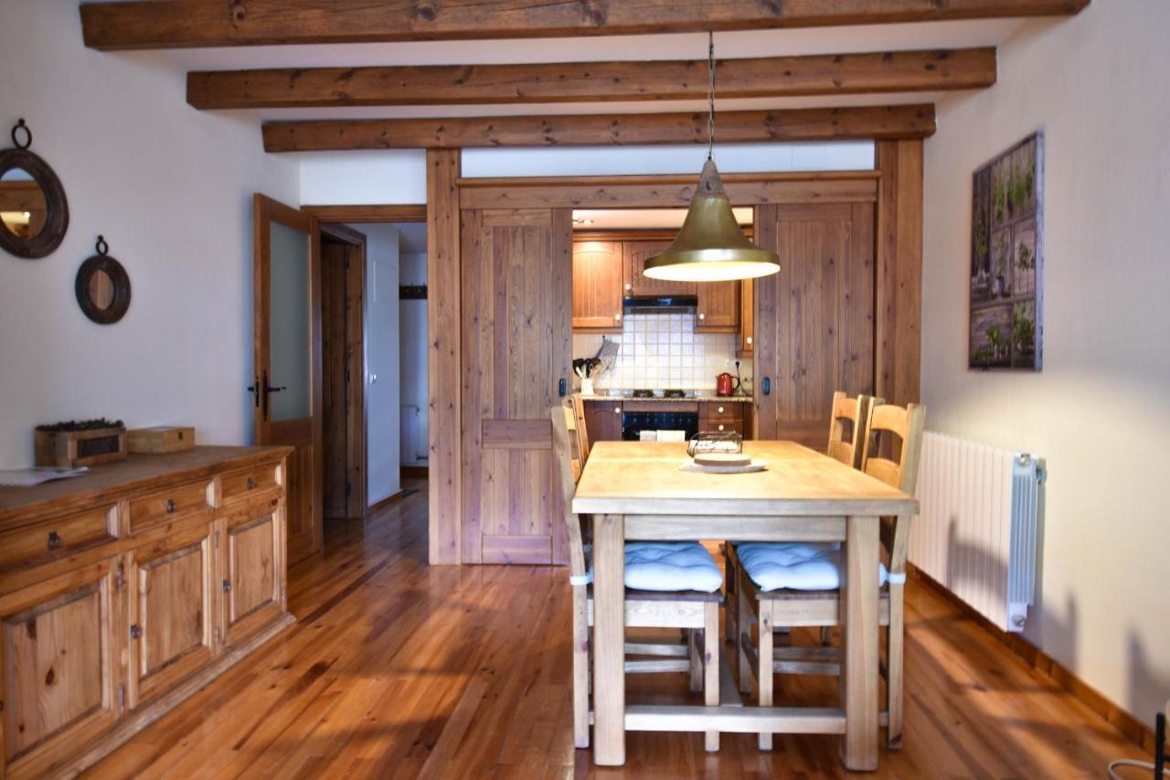 Apartament Deluxe Espot - L'Amfitriona エクステリア 写真