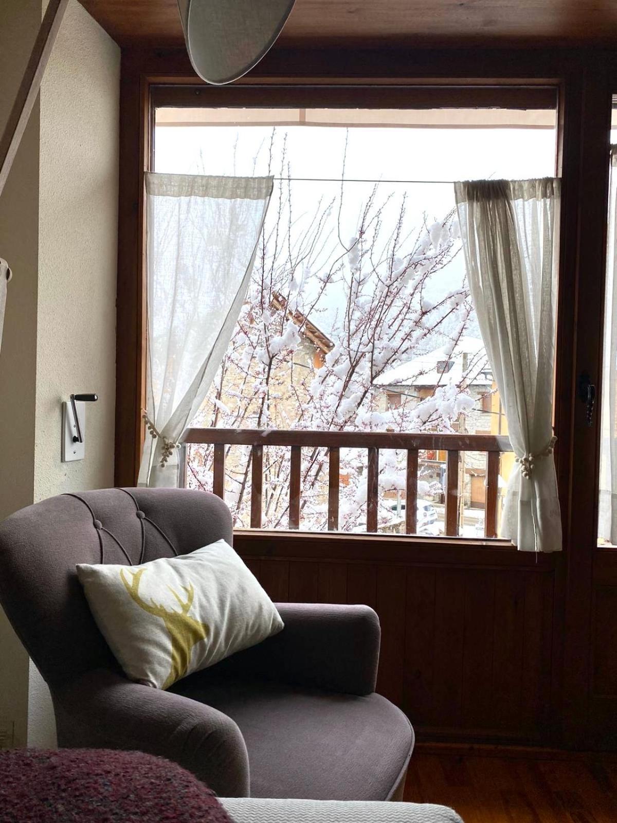 Apartament Deluxe Espot - L'Amfitriona エクステリア 写真